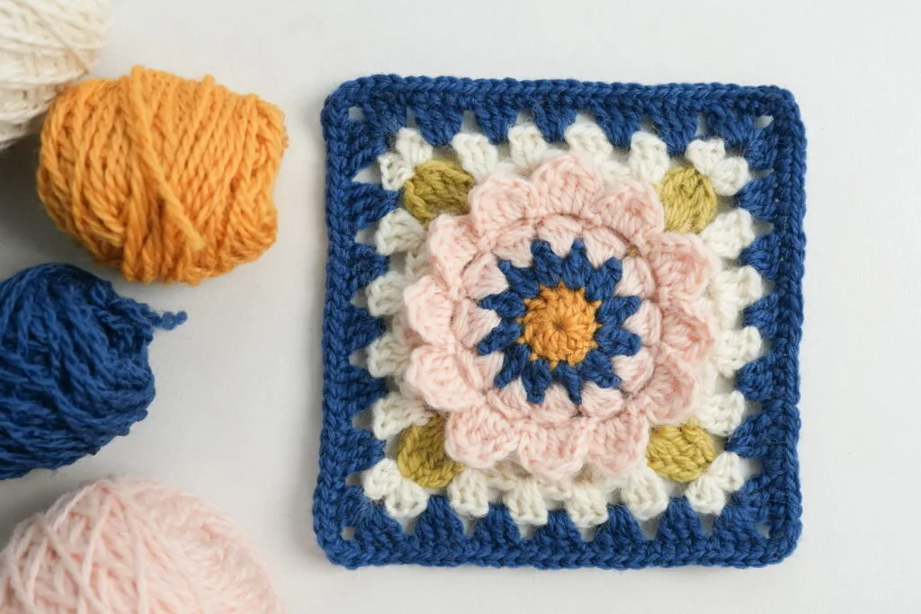 Giant 3D Flower Granny Square - Free Crochet Pattern